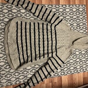 Cream/black turtle neck sweater